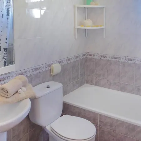 Apartment In With Wifi